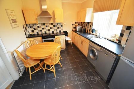2 bedroom Property to let in Kepier Crescent, Durham, DH1