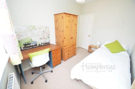 4 bedroom Property to let in Sherburn Road, Durham, DH1