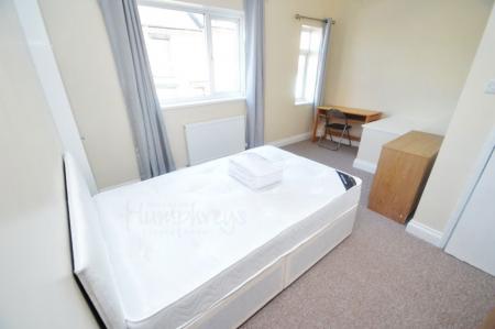 5 bedroom Property to let in New Street, Durham, DH1