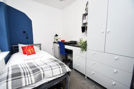 6 bedroom Property to let in Mitchel Street - DH1