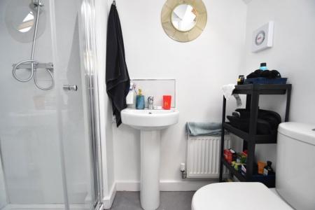 6 bedroom Property to let in Mitchel Street - DH1