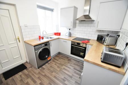 3 bedroom Property to let in Bradford Crescent, DH1
