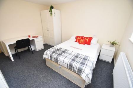 6 bedroom Property to let in Oswald Court, Durham, DH1