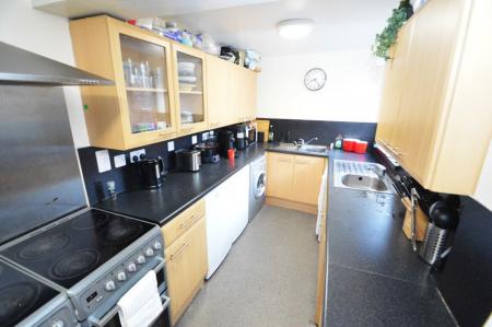 6 bedroom Property to let in High Wood View, Durham, DH1