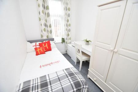 4 bedroom Property to let in Lowes Barn Bank, DH1