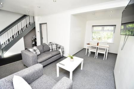 2 bedroom Property to let in Wakenshaw Road, Durham, DH1