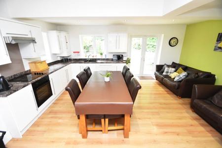 5 bedroom Property to let in The Rowans, Darlington Road DH1