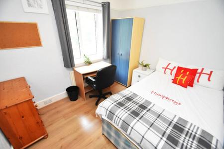 5 bedroom Property to let in The Rowans, Darlington Road DH1