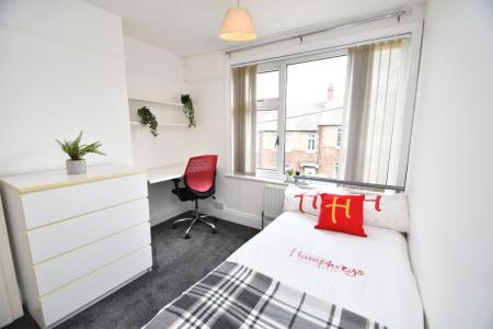 4 bedroom Property to let in Mayorswell Field, Durham, DH1