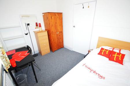 6 bedroom Property to let in Cedar Drive, Durham, DH1