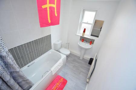 3 bedroom Property to let in The Sidings, DH1