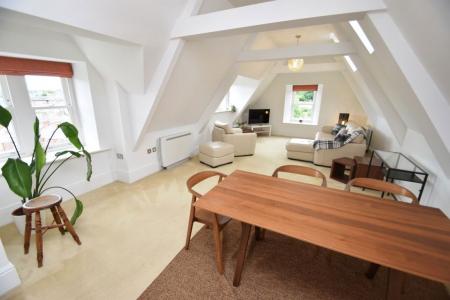 2 bedroom Property to let in Byland Close, DH1 4GY