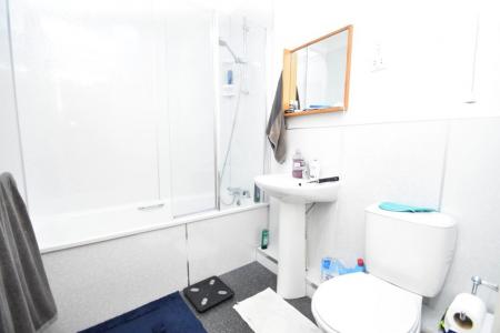 2 bedroom Property to let in Harrison House - DH1