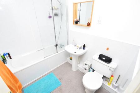 2 bedroom Property to let in Harrison House - DH1