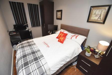 2 bedroom Property to let in River Court - DH1