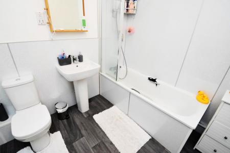 2 bedroom Property to let in Hylton Court - DH1