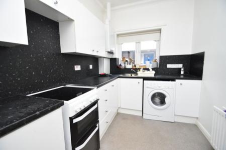 1 bedroom Property to let in Hylton Court, DH1