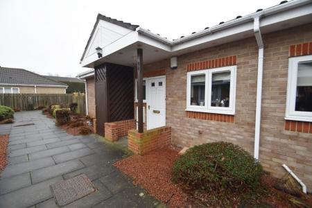 1 bedroom Property to let in Hylton Court, DH1
