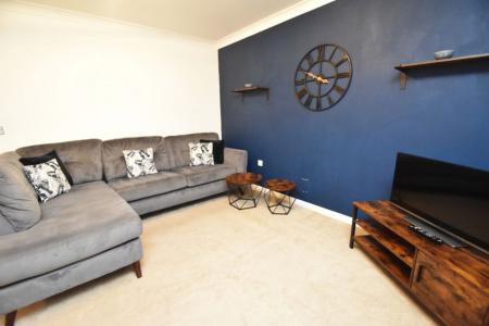 3 bedroom Property to let in Bower Court