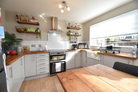 4 bedroom Detached house for sale in Alfreton Close, Brandon, Durham, DH7