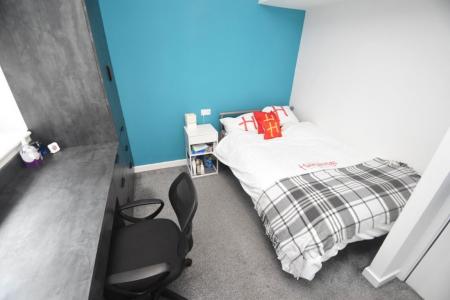 6 bedroom Property to let in Heaviside Place - DH1
