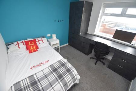 6 bedroom Property to let in Heaviside Place - DH1
