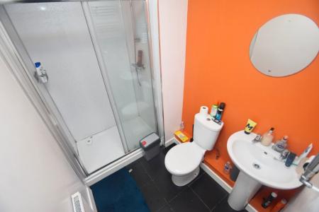 6 bedroom Property to let in Heaviside Place - DH1