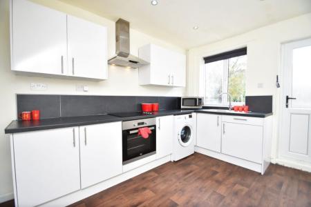 4 bedroom Property to let in Gray Avenue, Durham, DH1