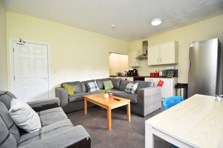 7 bedroom Property to let in Wynyard Grove - DH1