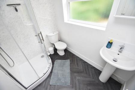 5 bedroom Property to let in Hawthorn Terrace - DH1