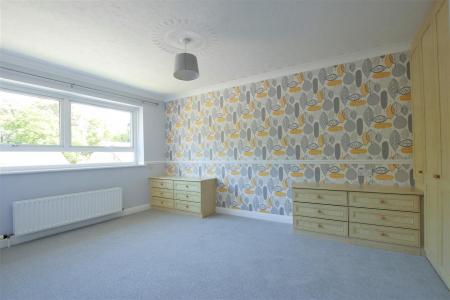 3 bedroom Terraced House to let in Glynville Close, Colehill