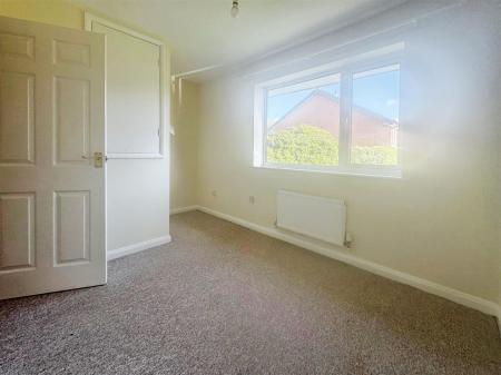 2 bedroom Terraced House to let in Colt Close, Colehill