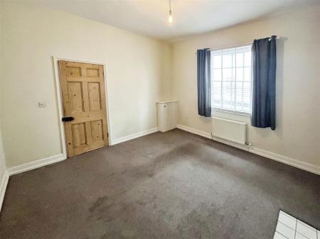 4 bedroom Terraced House to let in West Street, Wimborne