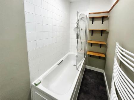 4 bedroom Terraced House to let in West Street, Wimborne