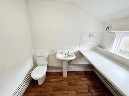 4 bedroom Terraced House to let in West Street, Wimborne