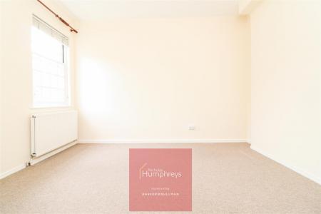 1 bedroom Apartment to let in Mill Lane, Wimborne