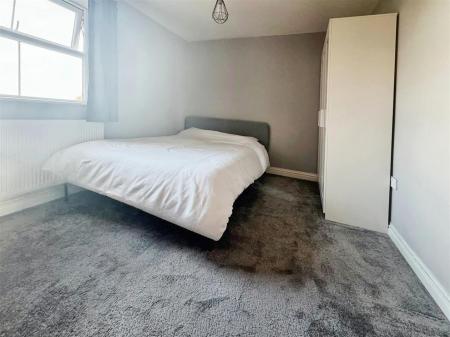 1 bedroom Apartment to let in Sea View Road, Poole