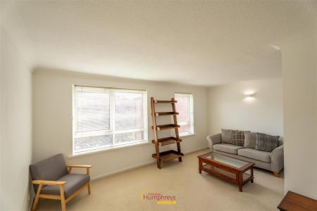 1 bedroom Apartment to let in Allenview Road, Wimborne