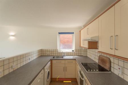 1 bedroom Apartment to let in Allenview Road, Wimborne