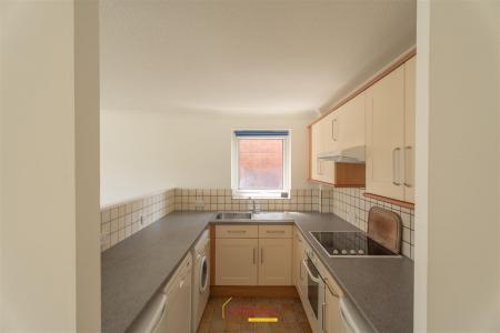 1 bedroom Apartment to let in Allenview Road, Wimborne