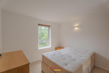 1 bedroom Apartment to let in Allenview Road, Wimborne