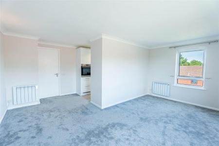 1 bedroom Apartment to let in Allenview Road, Wimborne
