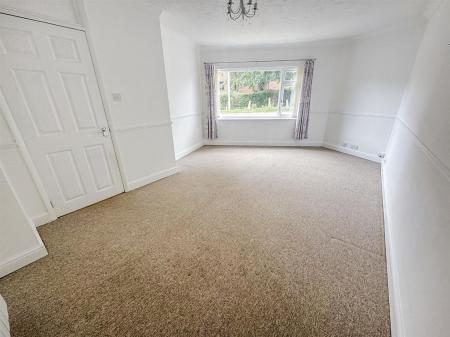 2 bedroom Apartment to let in Station Road, Wimborne