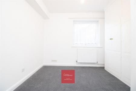 2 bedroom Apartment to let in GRIFFIN COURT, WIMBORNE,