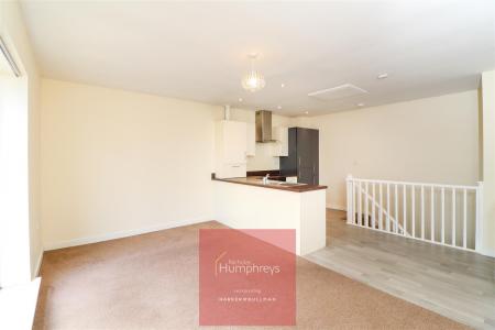 2 bedroom Apartment to let in Leigh Road, Wimborne