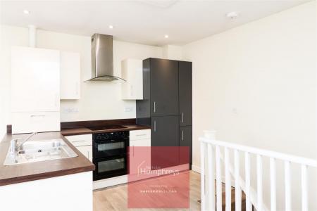 2 bedroom Apartment to let in Leigh Road, Wimborne