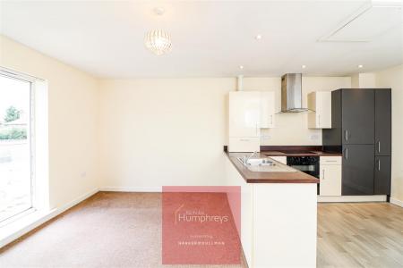 2 bedroom Apartment to let in Leigh Road, Wimborne