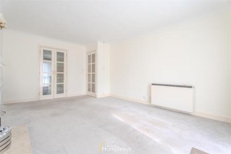 2 bedroom Apartment to let in Poole Road, Wimborne