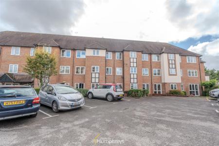 2 bedroom Apartment to let in Poole Road, Wimborne