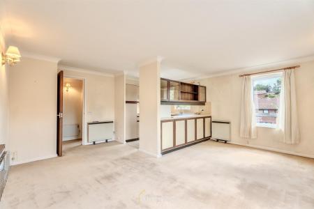1 bedroom Apartment for sale in Allenview Road, Wimborne